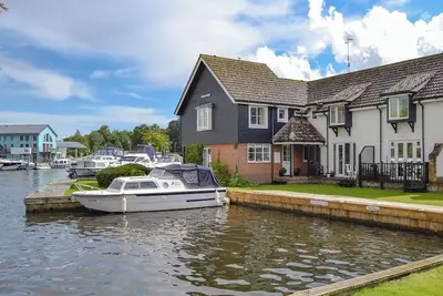 Image de 2 chambres logement dans Wroxham