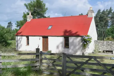 Image de 1 chambres à coucher à Dunphail, near Forres