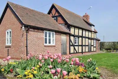 Image de 2 chambres à coucher à Rochford, Tenbury Wells