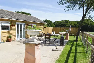 Image de 2 chambres à coucher à Bilsington, near Ashford