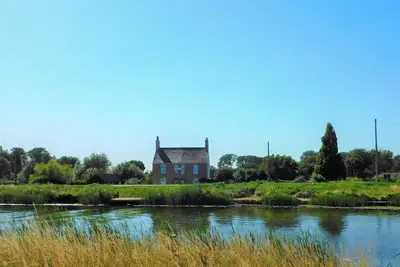 Image de 3 chambres à coucher à Ten Mile Bank, near Downham Market