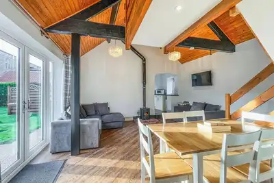 Image de 3 chambres à coucher à Cayton, near Scarborough