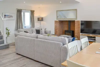 Image de 3 chambres à coucher à Beadnell, near Alnwick