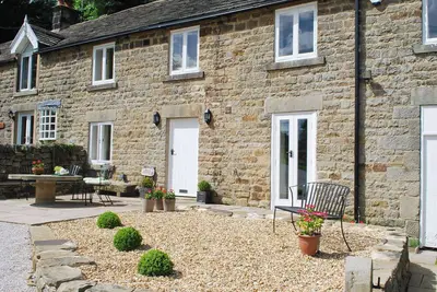 Image de 3 chambres à coucher à Grindleford