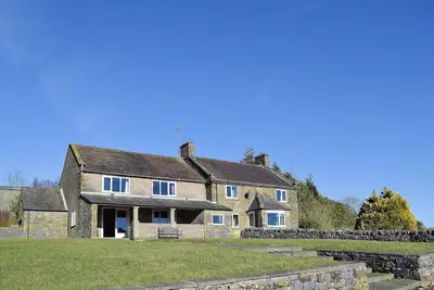Image de 5 chambres à coucher à Butterton