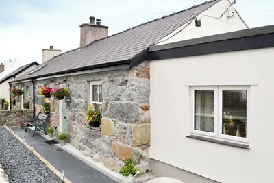 Image de 3 chambres à coucher à Bethesda Bach, near Caernarfon