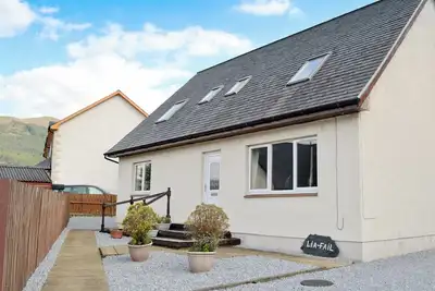 Image de 4 chambres à coucher à Ballachulish, near Fort William