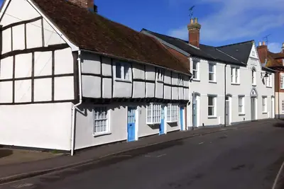 Image de 3 chambres à coucher à Romsey