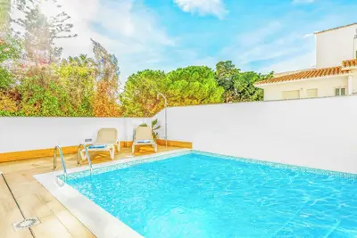 Image de Villa Suero - Cette villa comprend une terrasse sur le toit, une piscine privée et Wifi