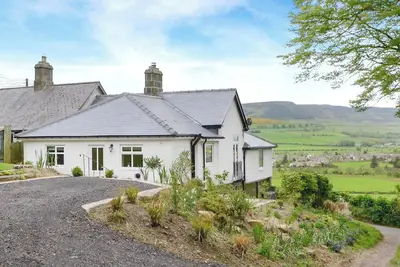 Image de 2 chambres à coucher à Thropton, near Morpeth