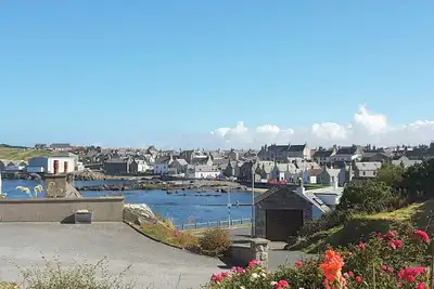 Image de 2 chambres à coucher à Whitehills, near Banff
