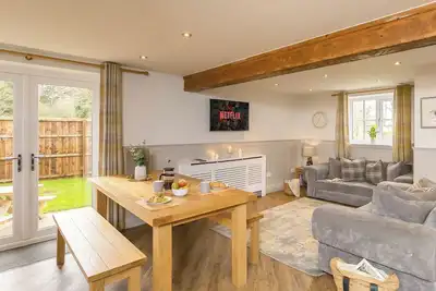 Image de 4 chambres à coucher à Cayton, near Scarborough