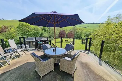 Image de 2 chambres à coucher à Polmassick, near St Austell