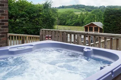 Image de 3 chambres à coucher à Hundred House, near Builth Wells