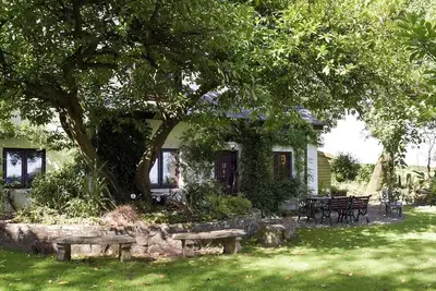 Image de 2 chambres à coucher à near Kilgetty