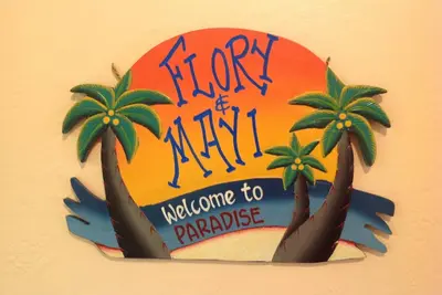 Image de Bienvenue à Paradise Steps to Beach