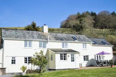 Image de 3 chambres à coucher à Luxborough, Watchet