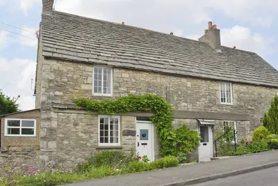 Image de 2 chambres à coucher à Swanage