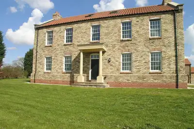 Image de 7 chambres à coucher à Holme-on-Spalding Moor, near Market Weighton