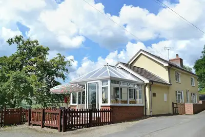 Image de 2 chambres à coucher à Kingswood, near Kington