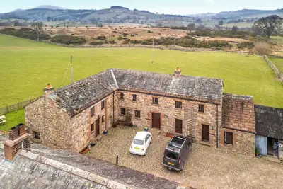 Image de 2 chambres à coucher à Pooley Bridge