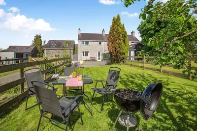 Image de 2 chambres à coucher à Bodffordd, near Llangefni
