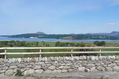 Image de 2 chambres à coucher à Talsarnau, near Harlech