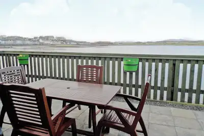 Image de 2 chambres à coucher à Garlieston