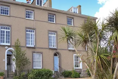 Image de 4 chambres à coucher à Penzance