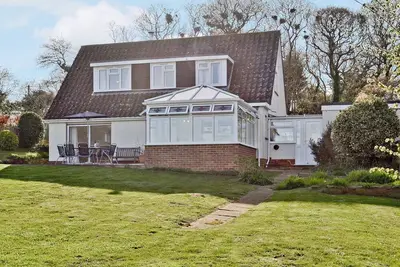 Image de 3 chambres à coucher à Brighstone