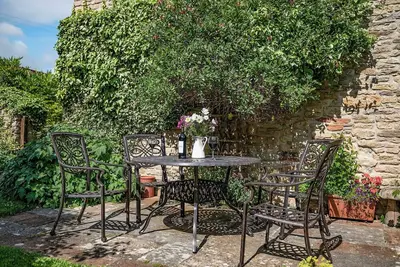 Image de 2 chambres hébergement à Goathill, près de Sherborne