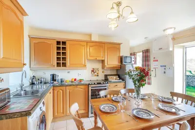 Image de 2 chambres hébergement à Llangian, près de Abersoch