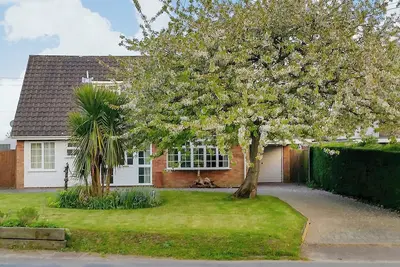 Image de 2 chambres à coucher à Upton