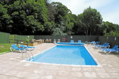 Image de 2 chambres à coucher à Cheriton Bishop