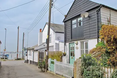Image de 1 chambres à coucher à West Mersea, near Colchester