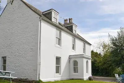 Image de 8 chambres à coucher à Holywood, by Dumfries