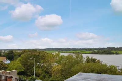 Image de 3 chambres à coucher à Y Felinheli, Gwynedd