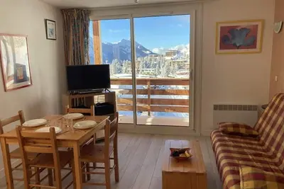 Image de Maxi Studio à Orcières : 4 pers, proche des pistes, lumineux avec 2 balcons & Wi-Fi