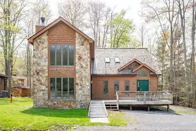 Image de 6 chambres hébergement à Davis