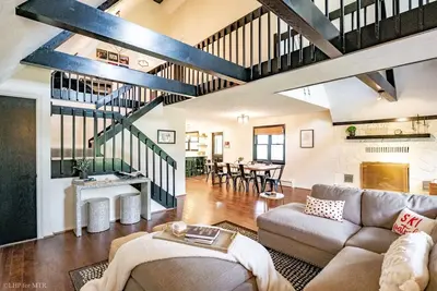 Image de 4 chambres hébergement à Davis