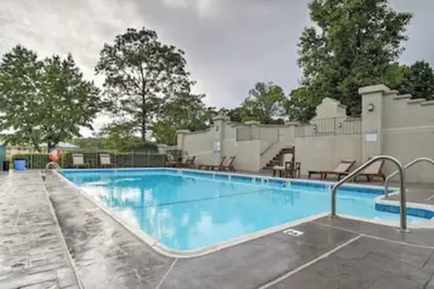 Image de Nouvelle liste! Juste à côté du Strip de Branson! Super proche de tout! !