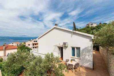 Appartement de vacances une chambre, proche de la plage