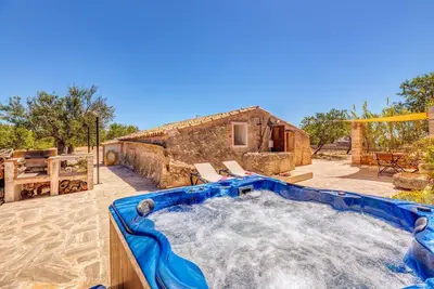 Maison de campagne \"Casita Els Sestadors\" avec terrasse privée, Wi-Fi et climatisation