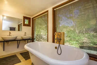 Image de Chambre Provence, entre les massifs de Pirin et des Rhodopes!