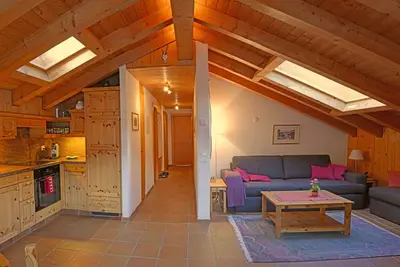 Image de Appartement mansardé confortable de 3 pièces dans le centre de Zermatt avec vue sur le Cervin