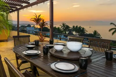 Image de Ph w Vues panoramiques sur l'océan - À quelques pas de la plage, des restaurants et des boutiques