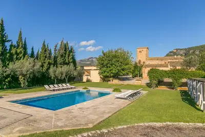 Image de Maison de vacances pour 14 personnes avec 800 m² habitables à Andratx (96246)