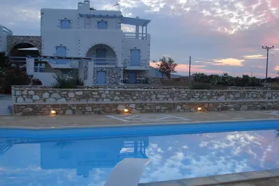 Image de Archipelagos Villas-Villa Antiparos pour 10-15 personnes avec piscine proche de la mer