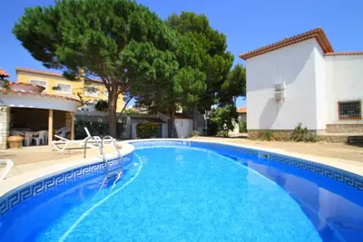 Fortuna villa, piscina privada y grán jardín