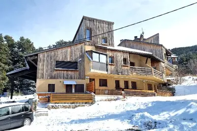 Image de Au pied des pistes, à 100 mètres des remontées et de l'école de ski